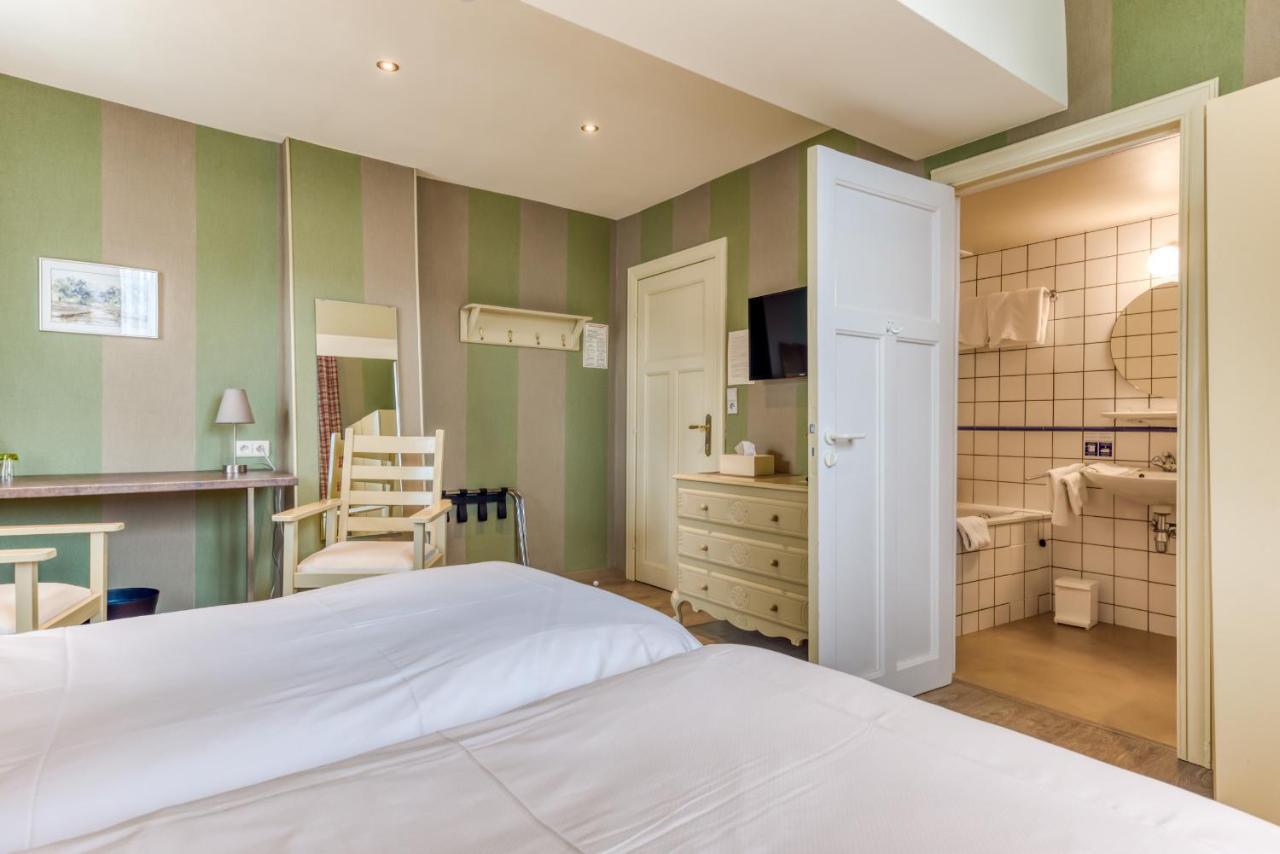 Hotel Le Cor De Chasse 2*