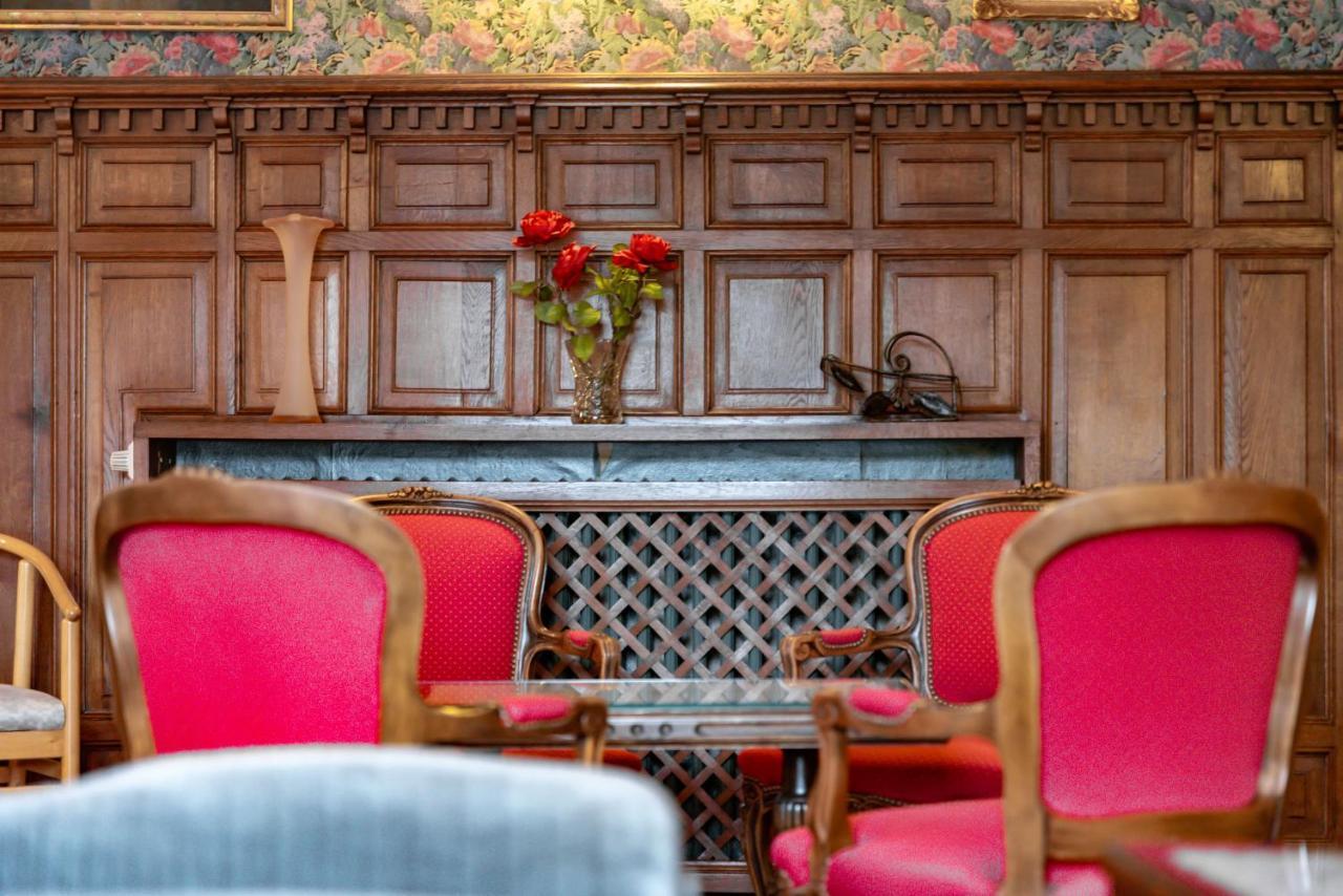 Le Cor De Chasse Hotel 2*